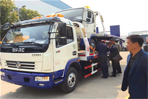 掇刀汽车道路救援拖车价格